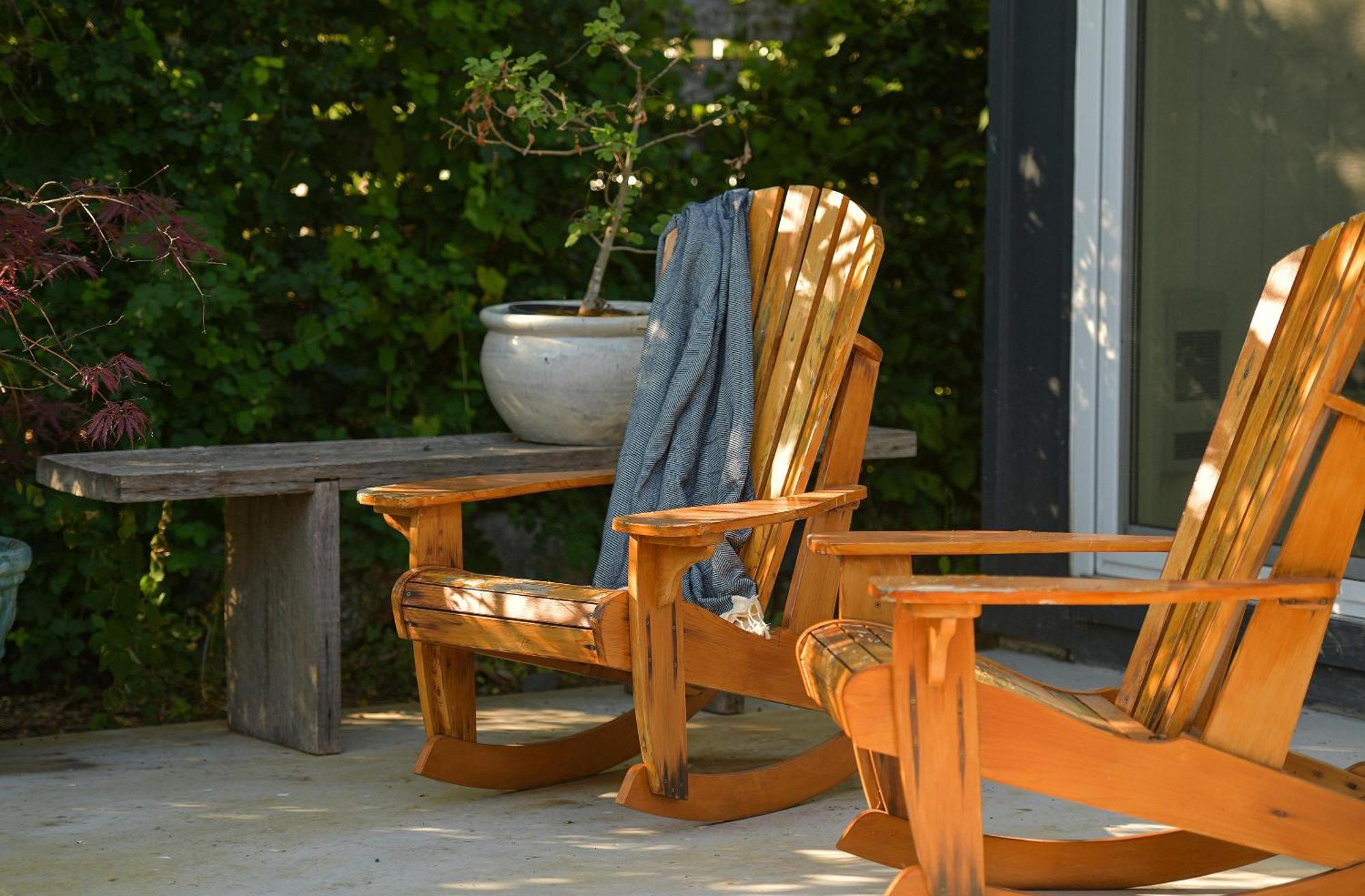 The Bayside Cottage North Saanich Экстерьер фото